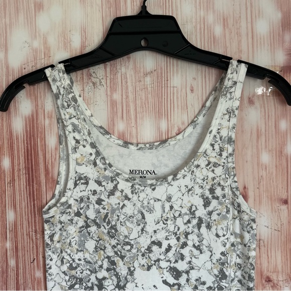 Merona White Scoop Neck Gold Metallic Foil Gray Printed Tank Top - Picture 2 of 10
